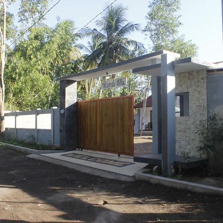 Kondo Villa Labuhan Pandan Kültér fotó