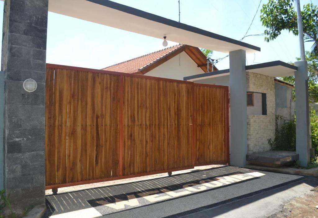 Kondo Villa Labuhan Pandan Kültér fotó