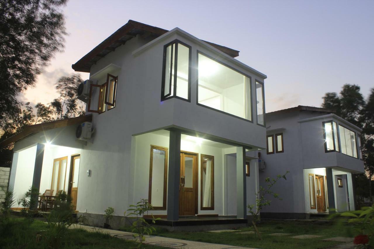 Kondo Villa Labuhan Pandan Kültér fotó